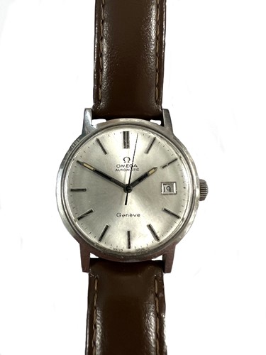 Lot 361 - Omega - A steel 'Genève' wristwatch
