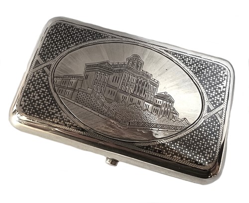 Lot 417 - A late 19th century Russian metalwares silver and niello tobacco box