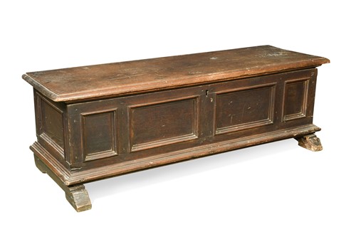 Lot 530 - A continental oak cassone, early 18th century