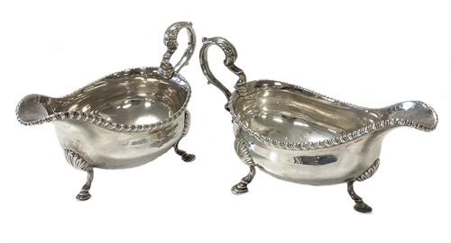 Lot 489 - A pair of George III 18th century silver sauce boats