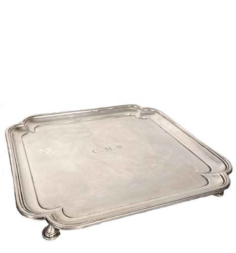 Lot 539 - A George V silver waiter