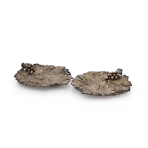 Lot 570 - A pair of Elizabeth II cast silver gilt dishes, mark of Asprey
