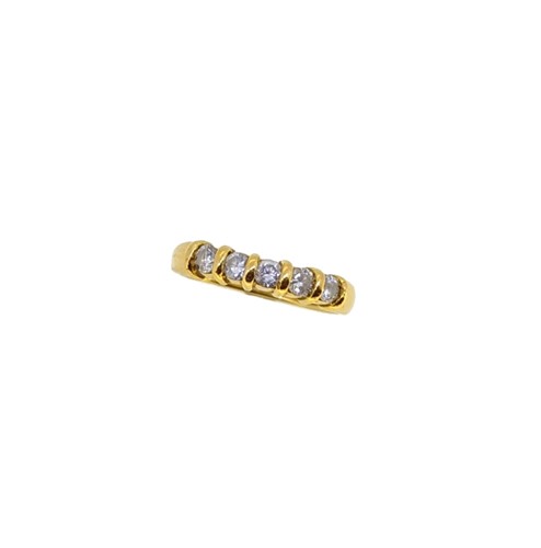 Lot 226 - A diamond set half hoop style ring
