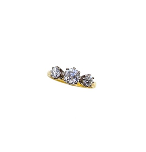 Lot 276 - A three stone diamond ring