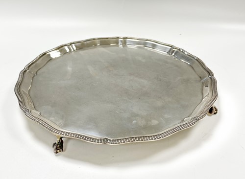 Lot 674 - An Elizabeth II silver salver