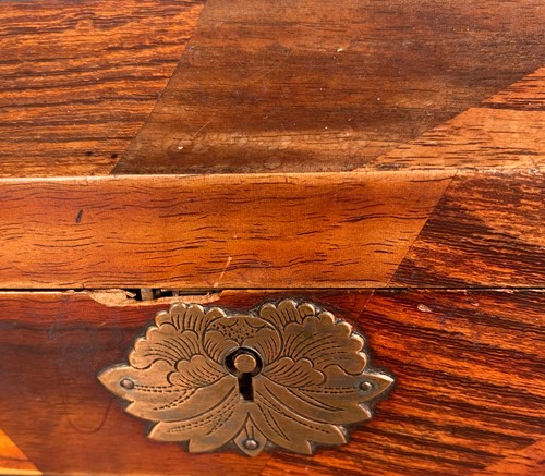 Lot 62 - Japanese parquetry inlaid wooden jewellery box, Late Meiji Period circa 1890