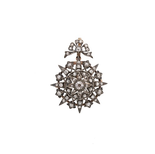 Lot 141 - A Victorian diamond set pendant/brooch