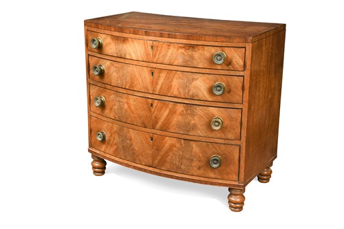 Lot 683 - A Regency mahogany bow fronted chest of four drawers
