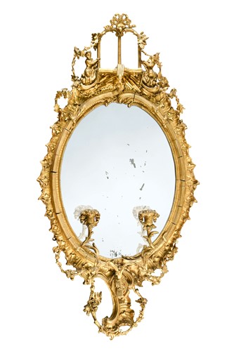 Lot 753 - A Victorian gilt wood girandole wall mirror
