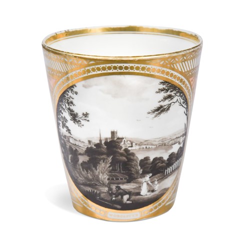 Lot 408 - A Chamberlain Worcester beaker, circa 1795 – 1800