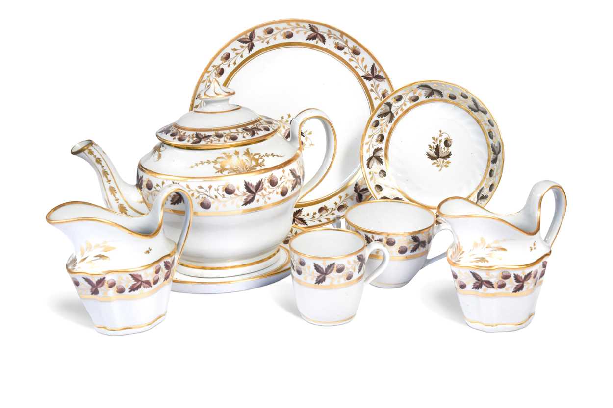 Lot 427 - A New Hall part tea and coffee service, circa 1800