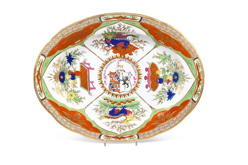 Lot 397 - A Chamberlain armorial oval platter, circa 1796