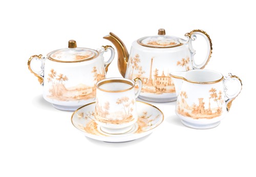 Lot 469 - A Russian Gardner factory tea service, late 19th century