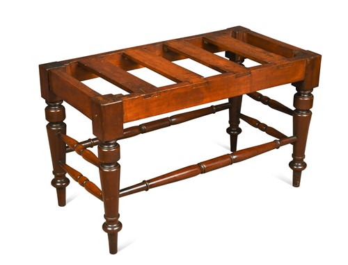 Lot 762 - A good Victorian mahogany luggage stand