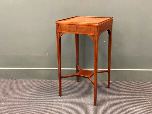 Lot 756 - A Sheraton style inlaid mahogany urn stand 70...