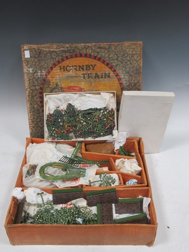 Lot 114 - A large quantity of Britain's cottage gardens...