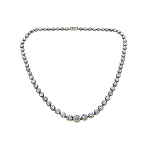 Lot 291 - A Victorian diamond rivière necklace