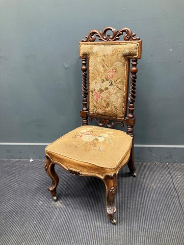 Lot 794 - A Victorian carved walnut lady's chair, with...