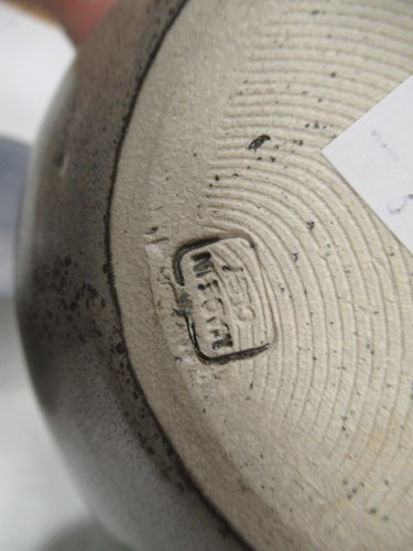 Lot 130 - Various ceramic and studio pottery bowls (4)