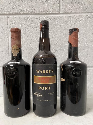 Lot 957 - Ferreira Vintage Port 1960