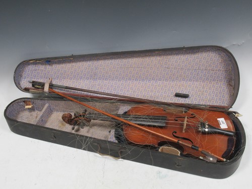 Lot 297 - A cased violin, Maidstone, 'Murdoch Murdoch...