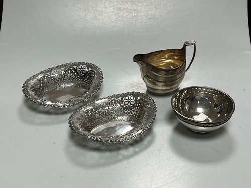 Lot 319 - A collection of silver including a George III...