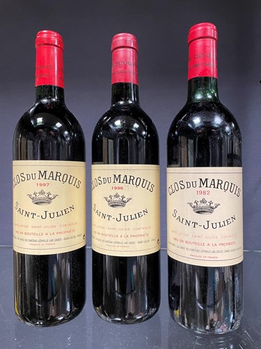 Lot 902 - Clos du Marquis, St Julien