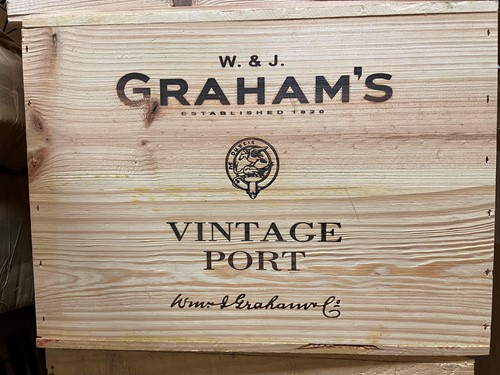 Lot 978 - Grahams Vintage Port 2000