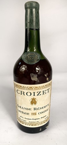 Lot 860 - Croizet Grande Reserve cognac 1928