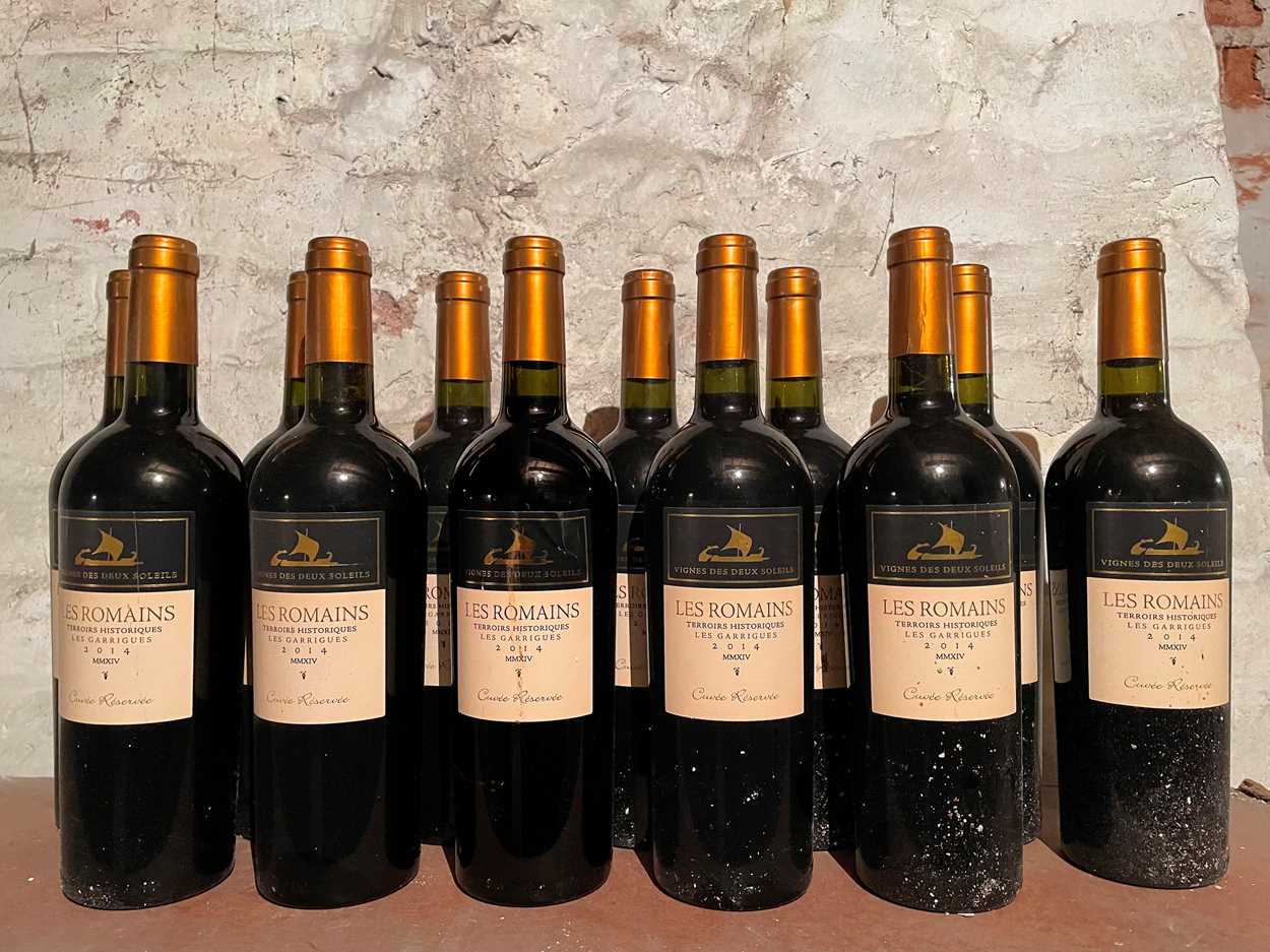 Lot 955 - Vignes de deux Soleils, Les Romains, Terroirs Historiques Les Garrigues, Cuvee Reserve 2014