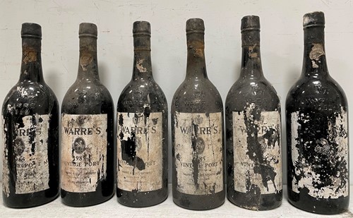 Lot 912 - Warre's Vintage Port 1985