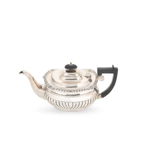 Lot 679 - Chester - A George V silver teapot
