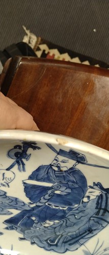 Lot 13 - A Chinese Kangxi-style blue and white shallow...