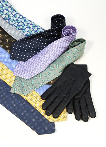 Lot 161 - Hermés, Paris, a collection of nine silk ties