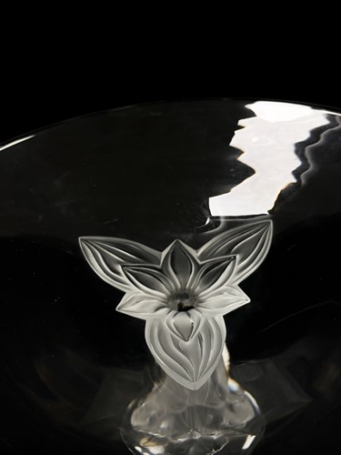 Lot 14 - Plumeria, a Lalique frosted and polished large glass pedestal bowl