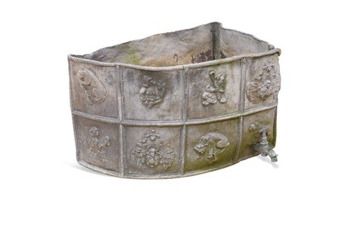 Lot 849 - A lead corner cistern, late 18th century