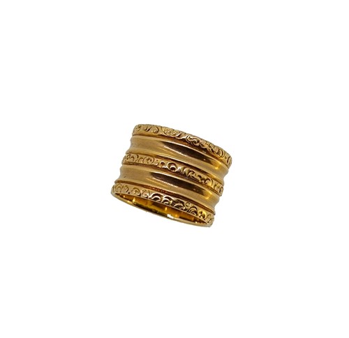 Lot 23 - A wide dress ring