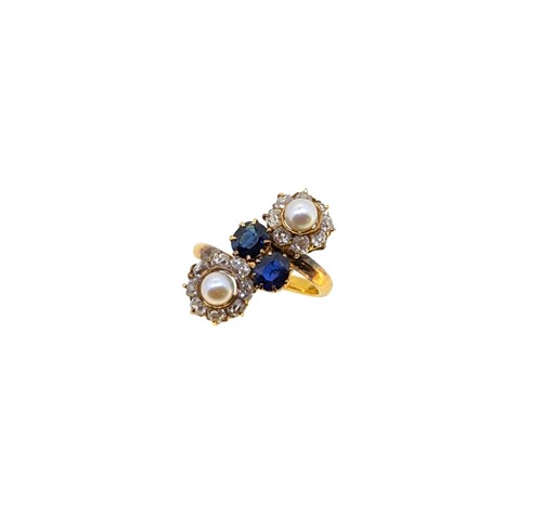 Lot 240 - A sapphire, pearl and diamond cluster ring