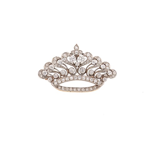 Lot 279 - An Edwardian diamond brooch