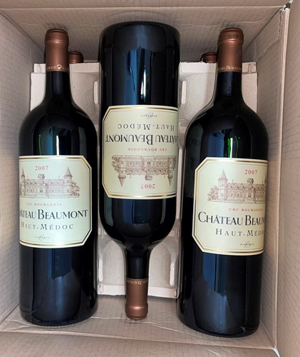 Lot 1043 - Chateau Beaumont, Haut-Médoc, Cru Bourgeois Superieur, 2007