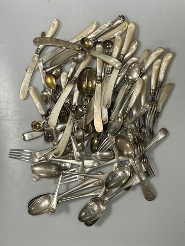 Lot 327 - A set of silver tined and bladed and mother of...