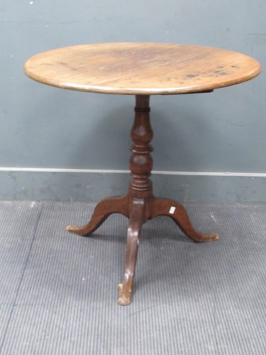 Lot 416 - A late Georgian country-made mahogany and oak...