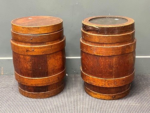 Lot 651 - A pair of oak barrels with pine tops, early...