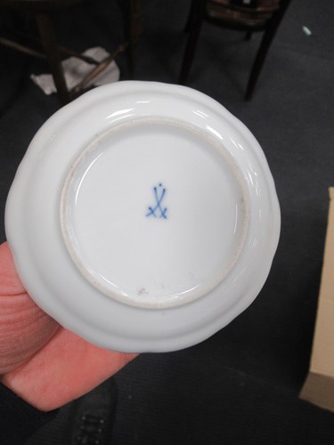 Lot 8 - A Meissen figure group “The Secret Letter”,...