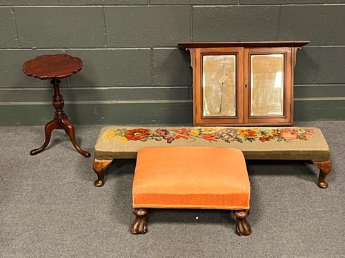 Lot 711 - A walnut wall cabinet with mirrored doors 52 x...