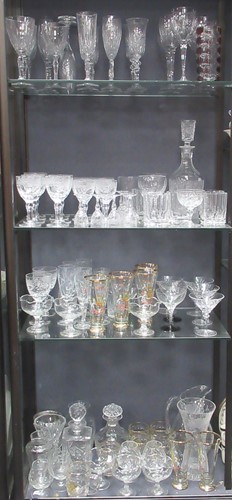 Lot 93 - Large quantity of modern glassware to include...