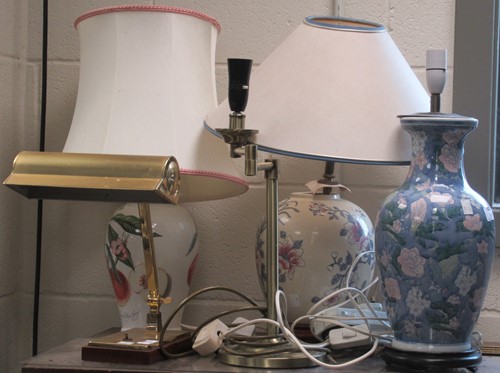 Lot 141 - Group of five modern lamps. Two modern brass...