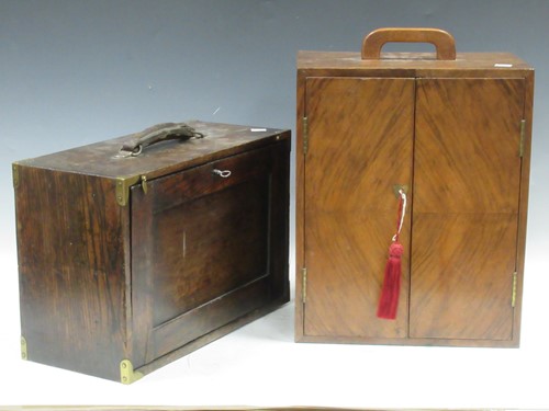 Lot 118 - A small oak 4 drawer travel chest with handle...