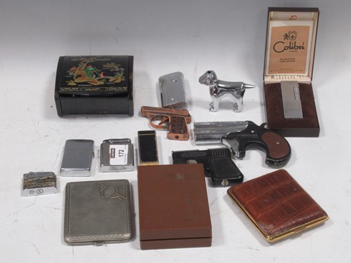 Lot 172 - A collection of vintage lighters
