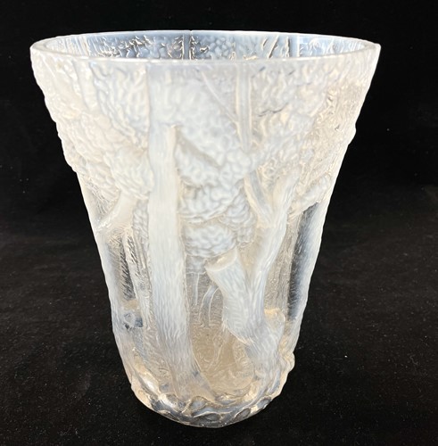 Lot 4 - Josef Inwald for Barolac Glass, an opalescent glass vase, circa 1930